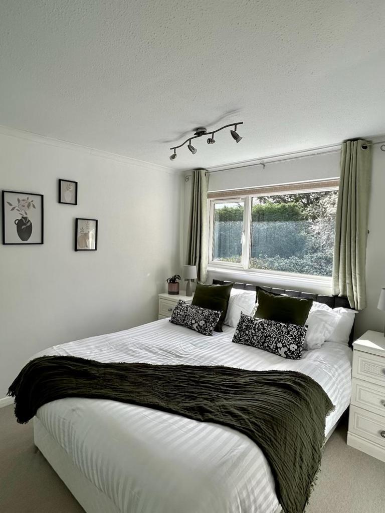Villa Stylish 3 Bed House Hitchin Exterior foto